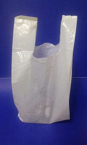 Sacola plástica tipo camiseta Sacola plástica tipo camiseta